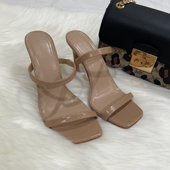 💜FOREVER 21 SHOES💜 - Picture 5 of 12